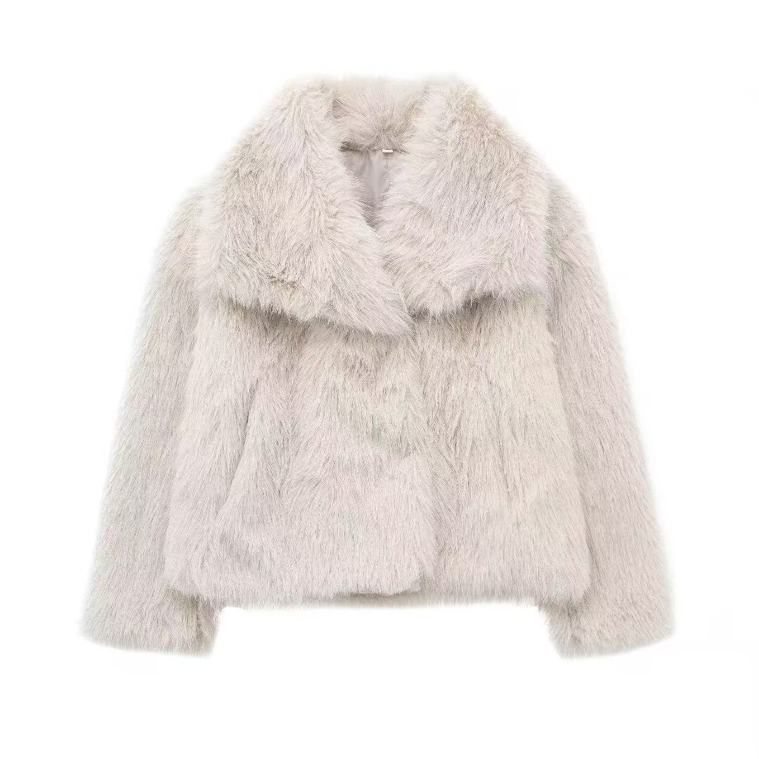 Women's Luxe Faux Fur Jacket with Oversized Lapel