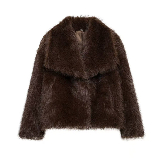 Women's Luxe Faux Fur Jacket with Oversized Lapel